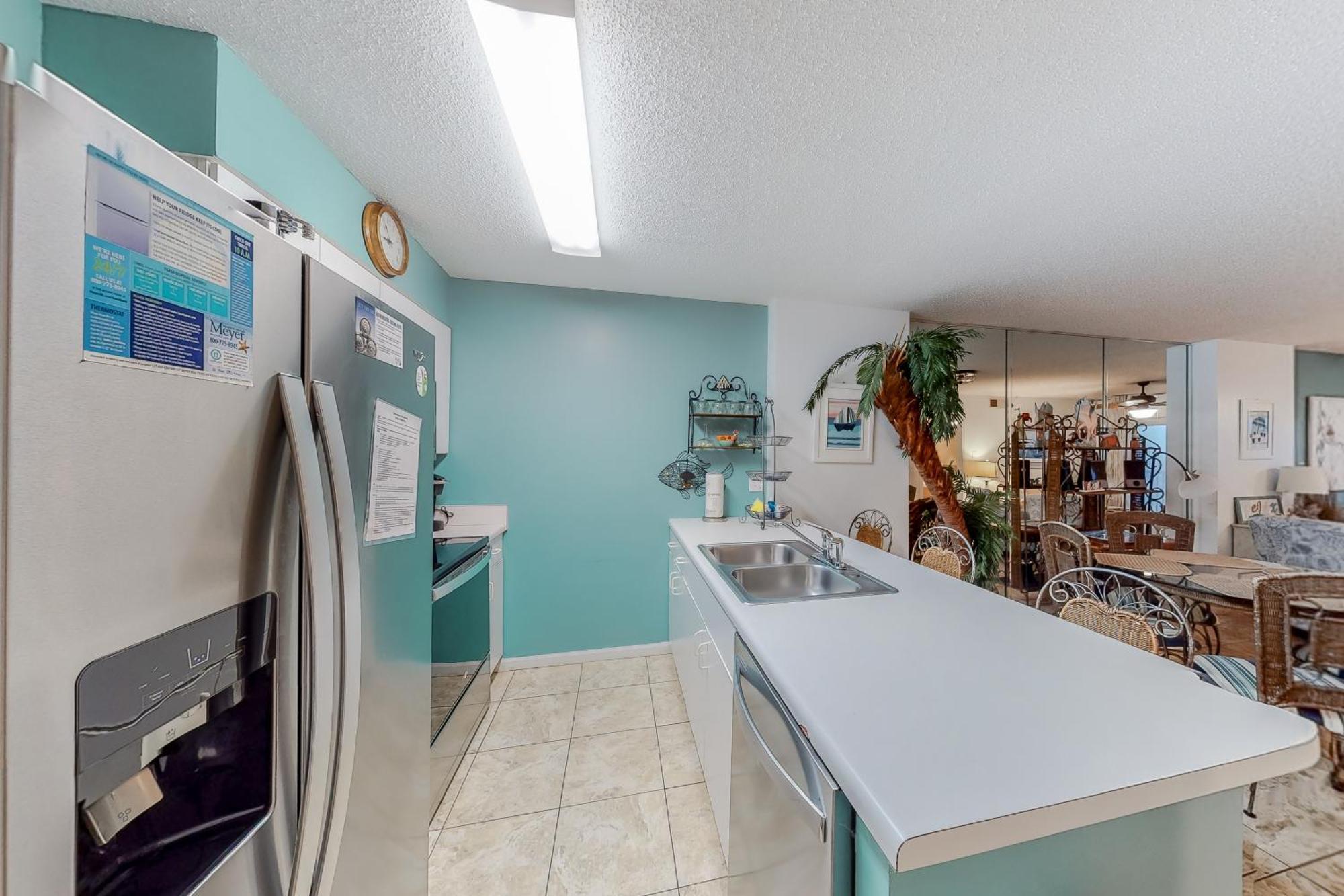 Tradewinds Condos II Orange Beach Room photo